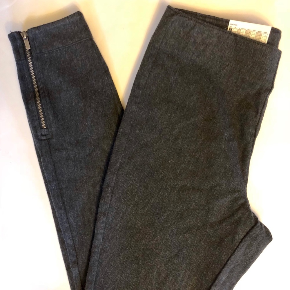 New with tags FELTED DENIM SKIMMER LEGGING W/ zip